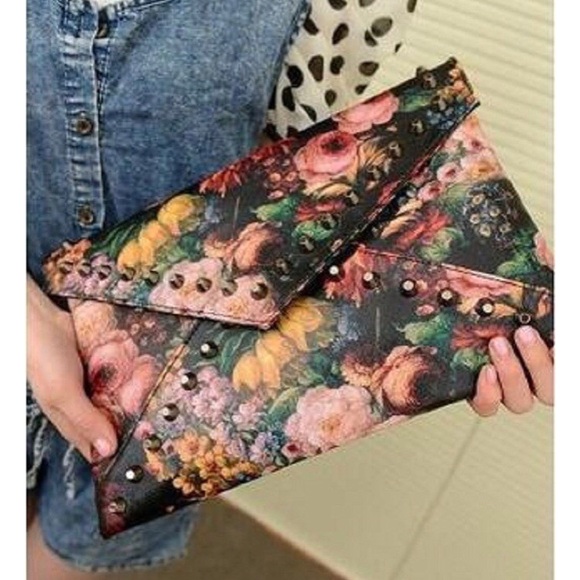 🆕 AMSTERDAM Studded Floral Clutch - Picture 3 of 6
